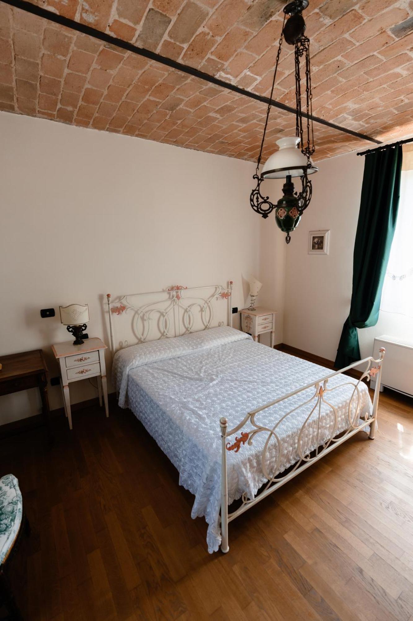 Cadgal - Tenuta La Cova Calamandrana Eksteriør billede